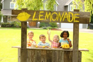 lemonade-stand_urqqif